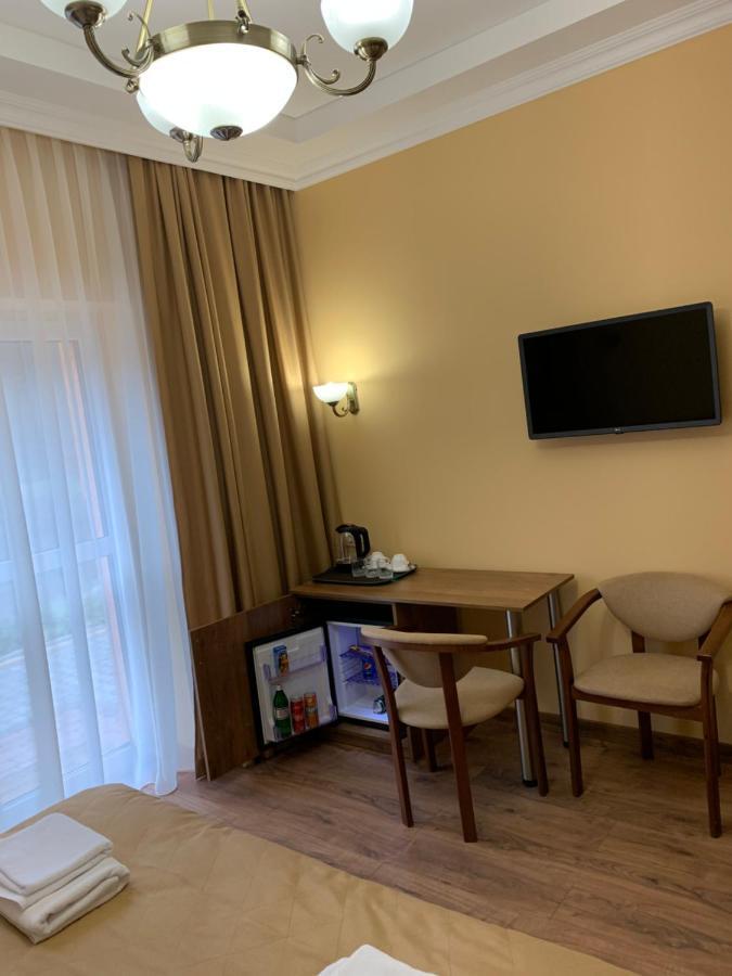 Сонячна Соната Hotel Polyana  Ngoại thất bức ảnh